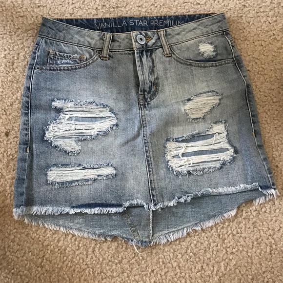 Distressed denim skirt - Picture 1 of 2